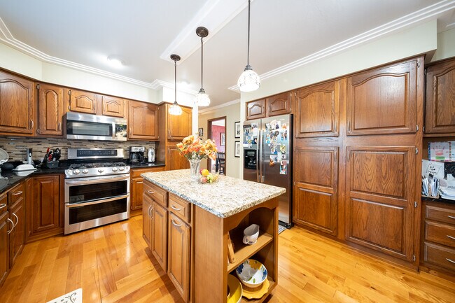 Building Photo - 17660 Kettering Trail