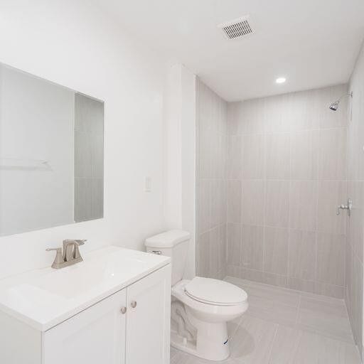 Building Photo - 49 NE 2nd Ave