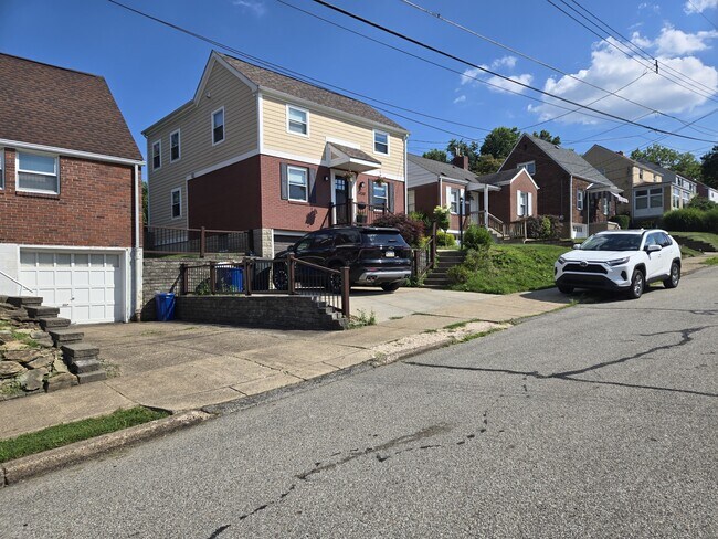 Foto del edificio - 1430 Simona Dr