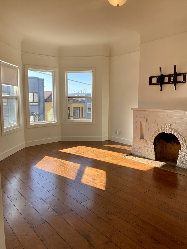 Living Room - 774 Spruce St