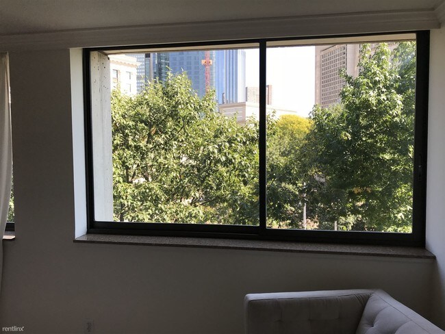 Building Photo - 1 br, 1 bath  - 177 Public Alley 903