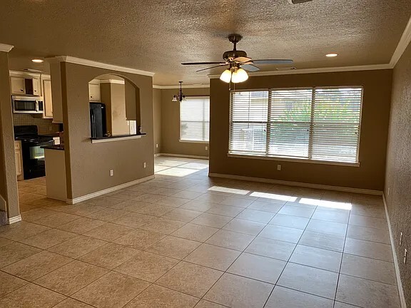 Living Room - 115 Vista Way