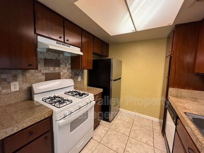 Foto del edificio - 45546 Aladdin St