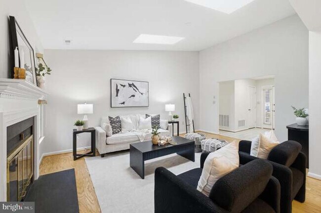 Foto del edificio - 2705 Coxswain Pl