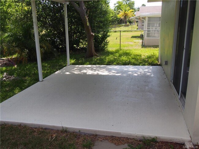 Building Photo - 7234 Cherry Laurel Dr