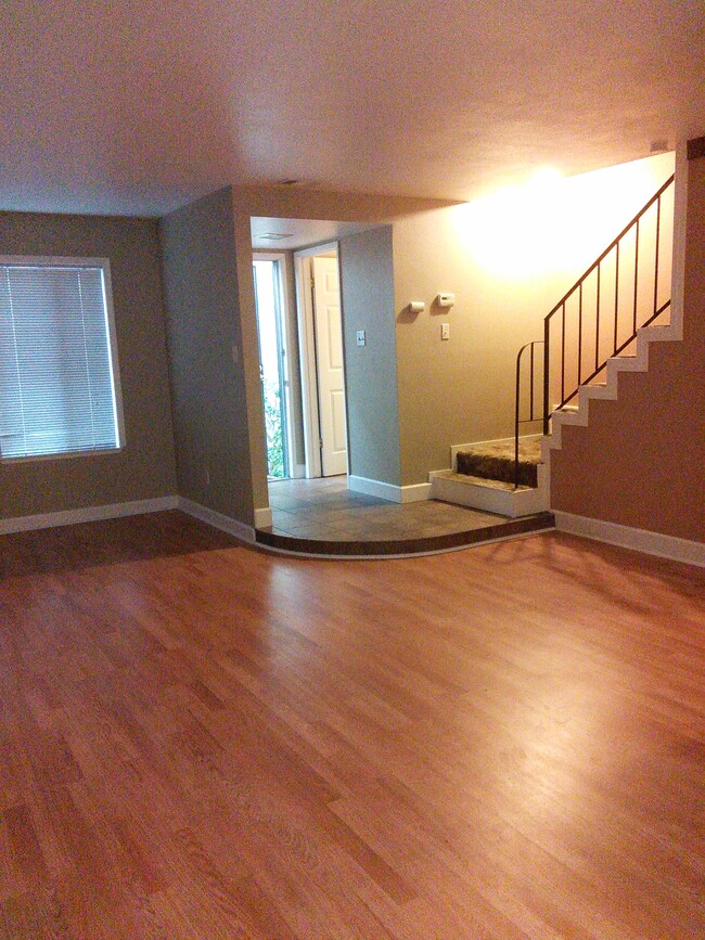 Building Photo - 4488 San Juan Ave