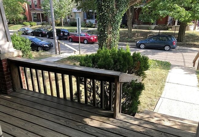 Building Photo - Charming 3-Bedroom Home in Harrison West area of Columbus – Available Now! Walk to OSU Medical Ce...