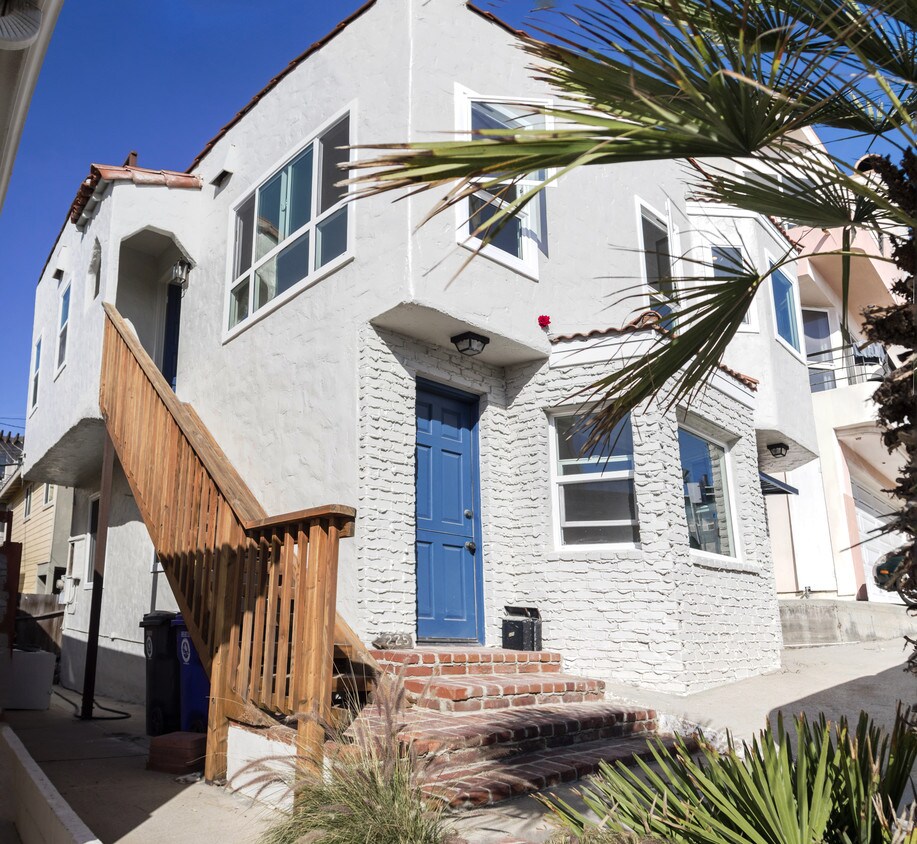 225 42nd St, Manhattan Beach, CA 90266 Apartments in Manhattan Beach