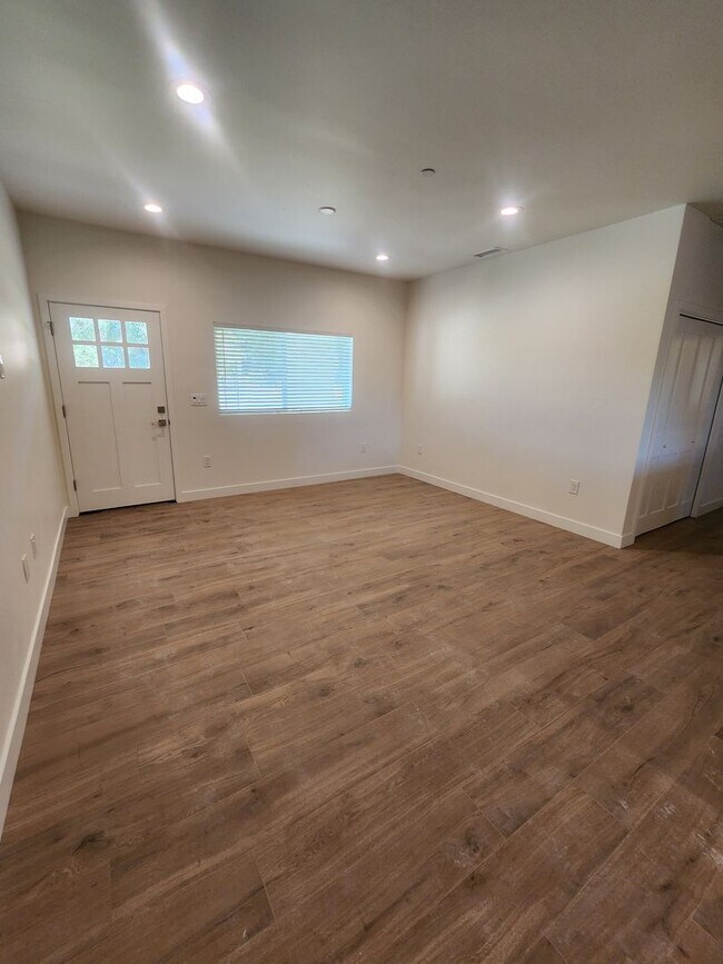 Building Photo - Gorgeous Brand New Home in Nipomo