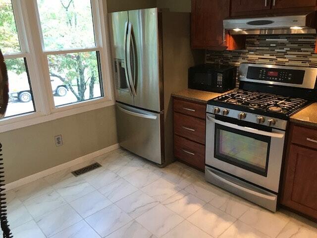 Foto del edificio - 9 Shadowwood Cir