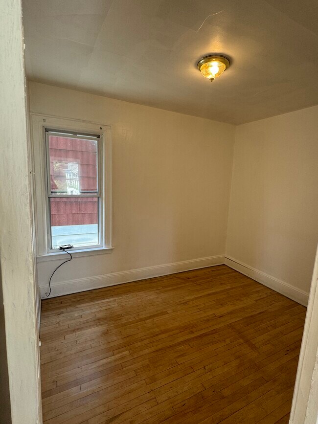 Foto del edificio - 1712 E Park Pl