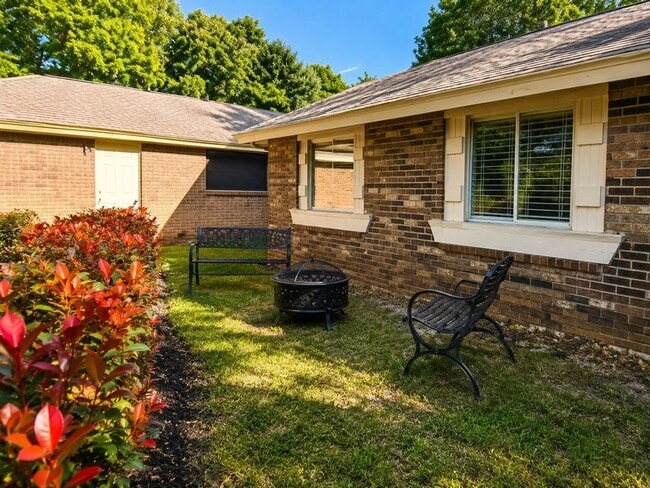 Building Photo - 5114 Enchanted Timbers Dr