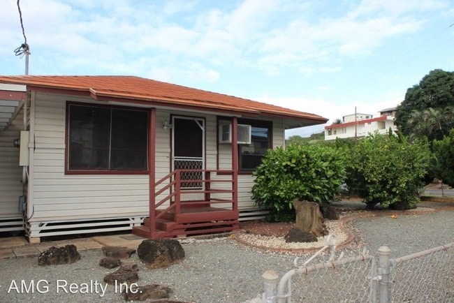 Building Photo - 3 br, 2 bath House - 98-074 Lii Ipo