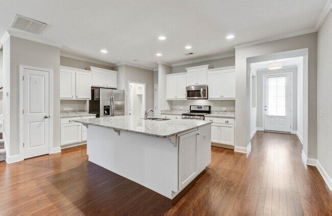 Building Photo - 2005 Kings Gate Lane, Mount Pleasant, SC 2...