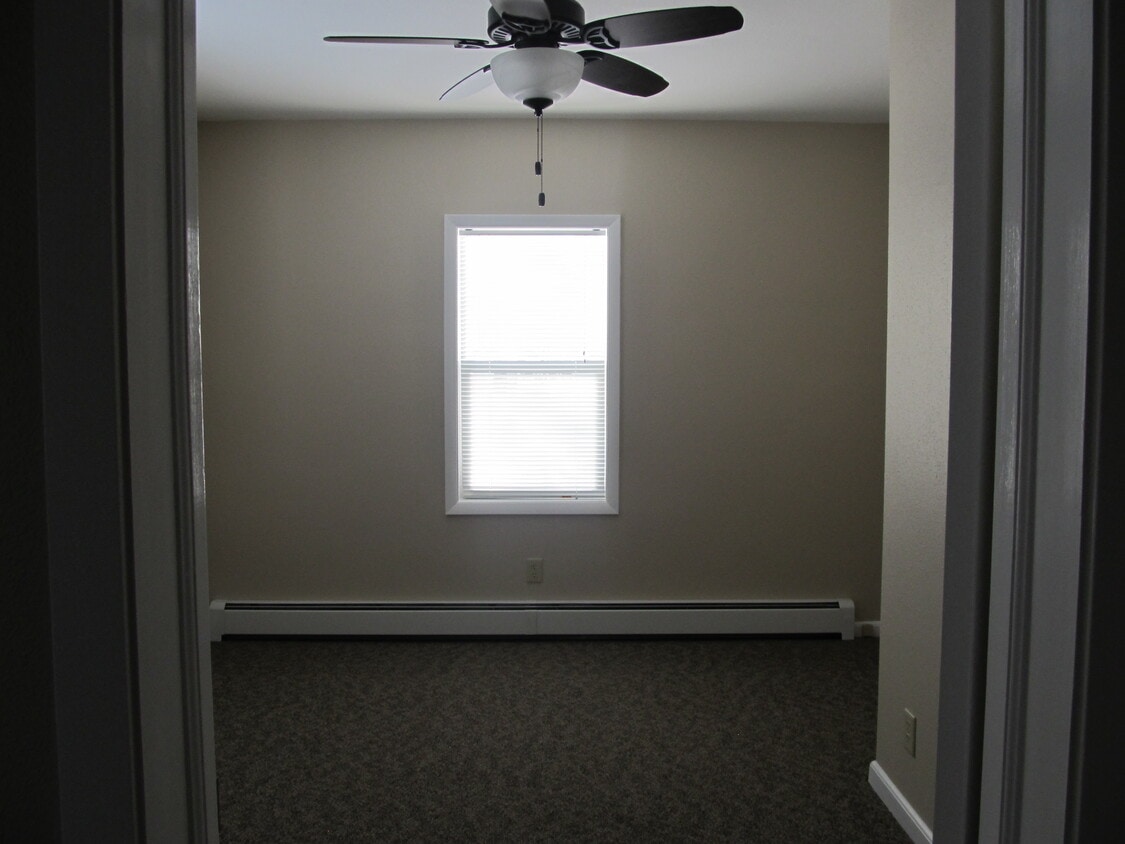 109 Kneale Ave S, THIEF RIVER FALLS, MN 56701 House Rental in THIEF