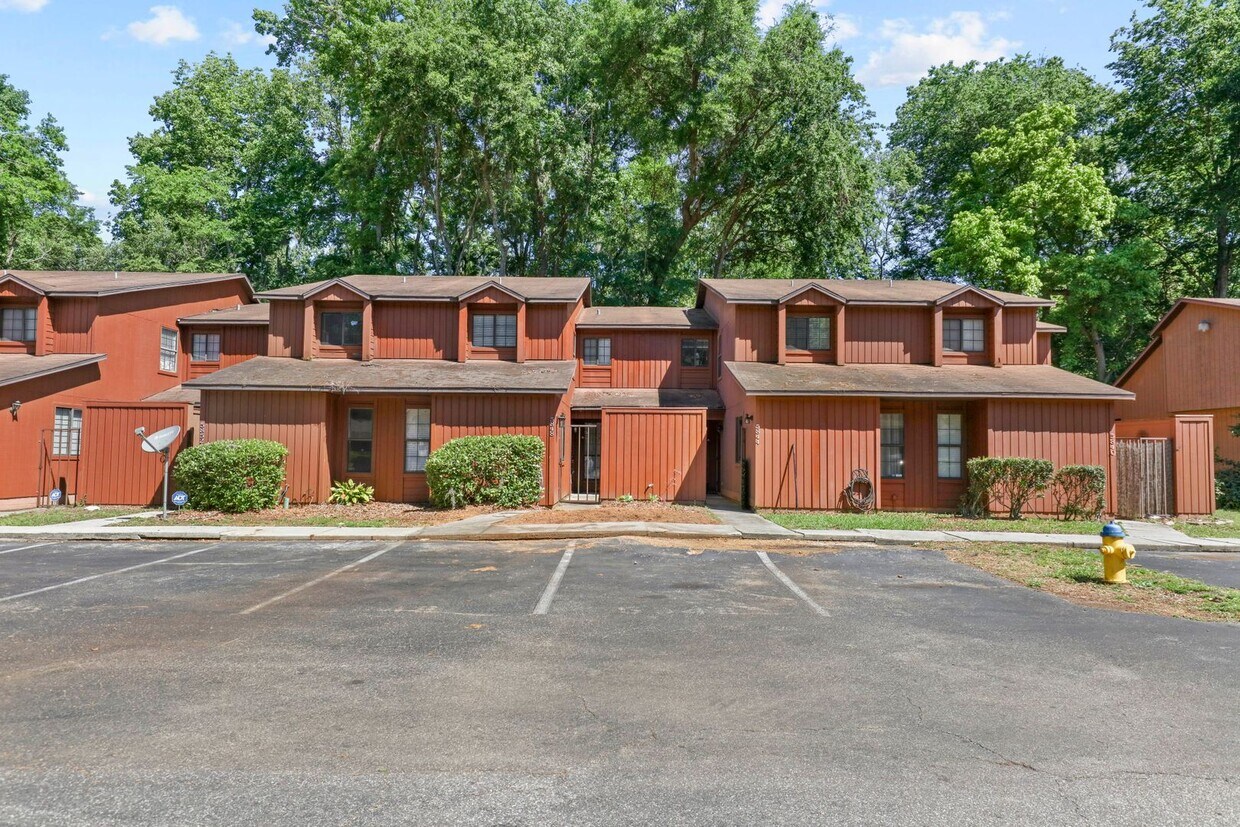 5848 SW 8th Pl, Gainesville, FL 32607 House Rental in Gainesville, FL