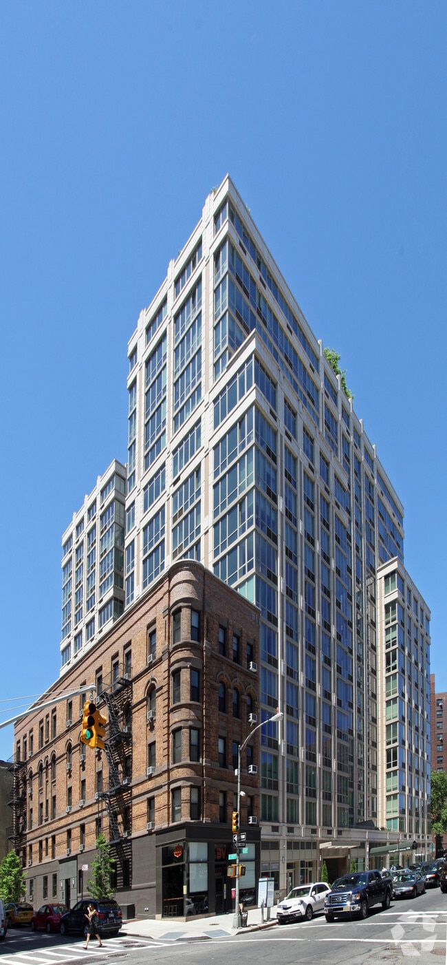 Building Photo - 1510 Lexington Avenue @ Carnegie Hill Place