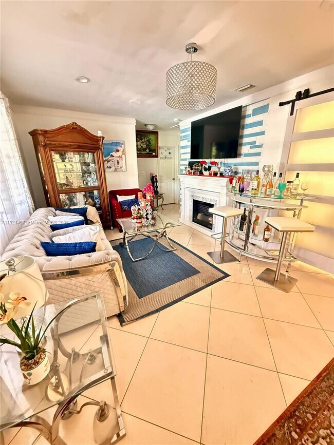 Building Photo - 7666 La Salle Blvd