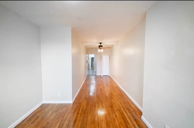Foto del edificio - 876 Macon St