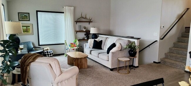 Foto del edificio - 3 Bed 3 Bath Twin Home