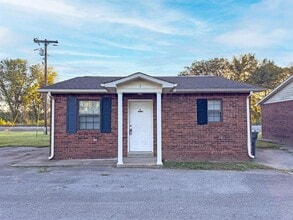 Building Photo - 9-409 Thompsonville Ln