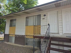 Building Photo - 2854 Elm Cir