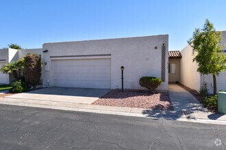 Building Photo - 1413 E Torrey Pines Cir