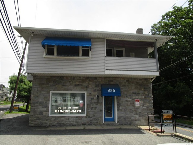 Building Photo - 856 W Pennsylvania Ave