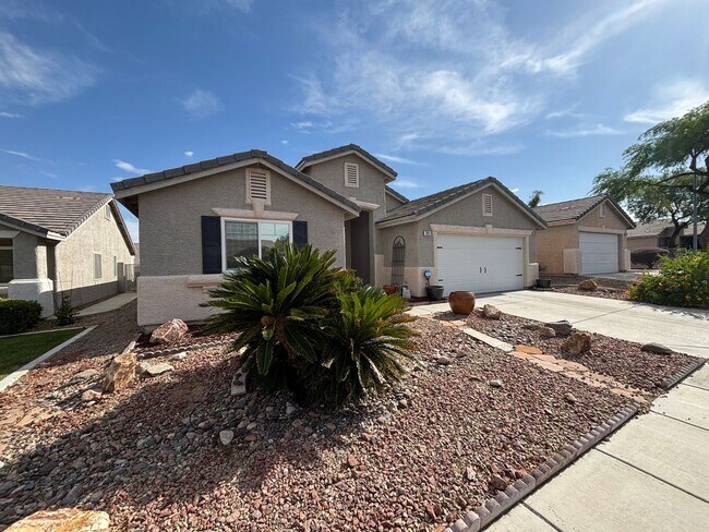 Foto del edificio - Gorgeous 3Bed/2Bath, 1-Story Home located ...