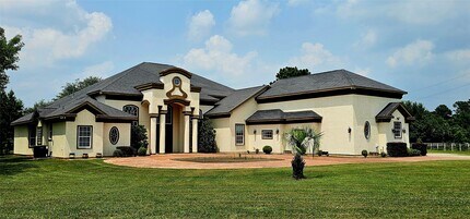 Building Photo - 943 High Meadow Ranch Dr