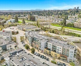 Building Photo - 15765-15765 Croydon Dr