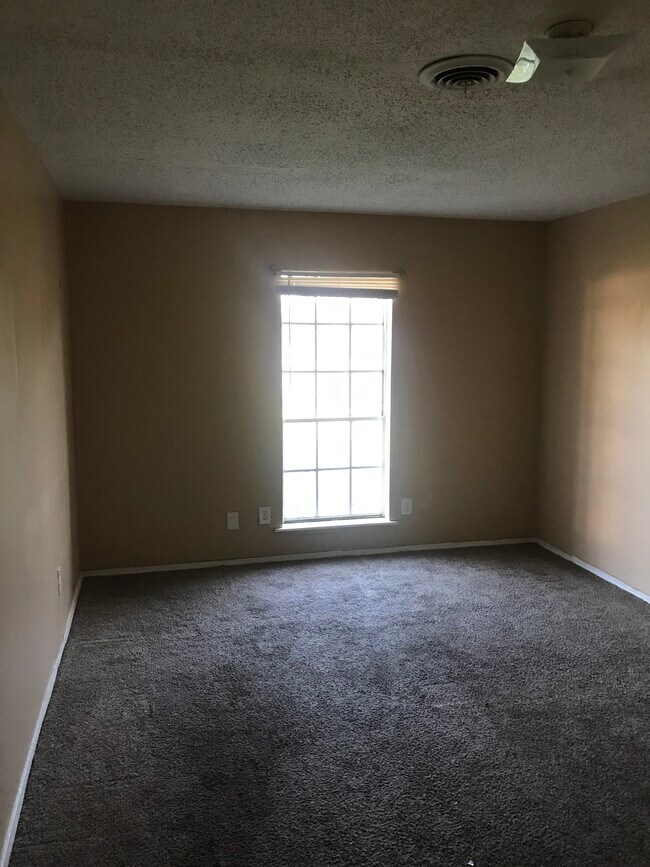 Foto del edificio - 2943 Alta Rd