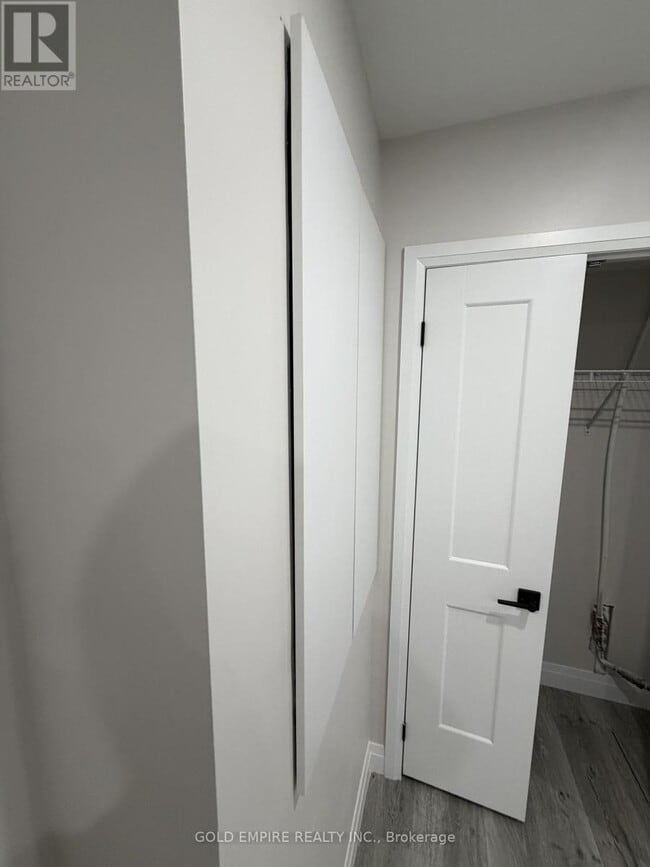 Building Photo - 1894 Trailsway Dr