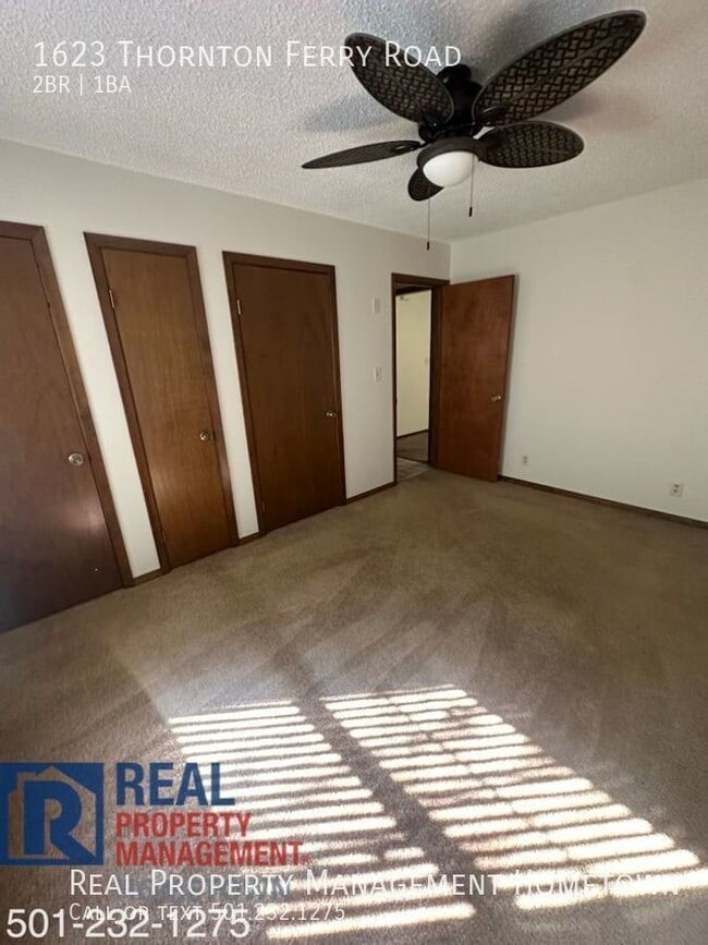 Building Photo - DUPLEX IN LHSD - CLOSE TO EVERYTHING!!