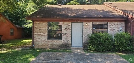 Building Photo - 2368 Hartsfield Way