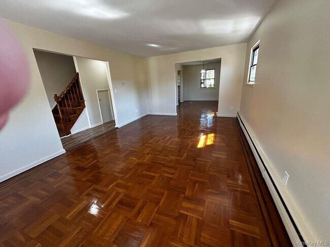 Foto del edificio - 1149 E 219th St