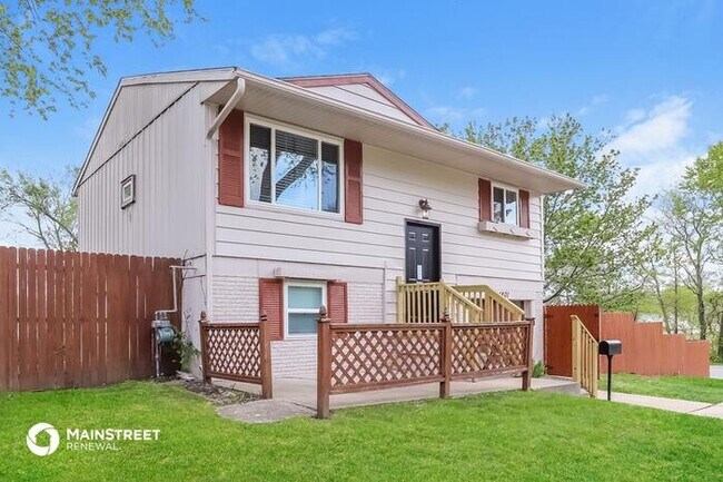 Foto del edificio - 1401 N GERONIMO DR, INDEPENDENCE, MO 64058