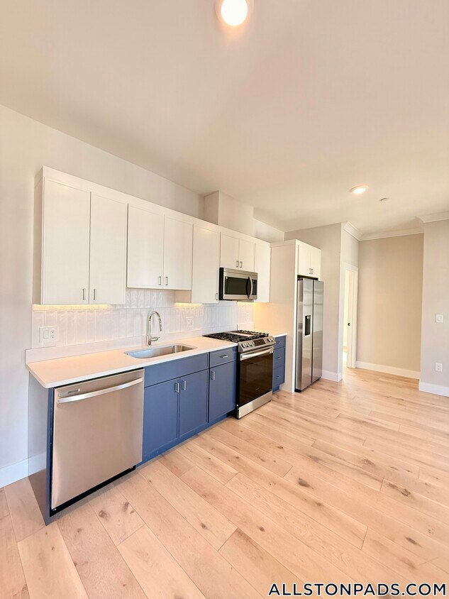 Foto principal - 157 Everett St