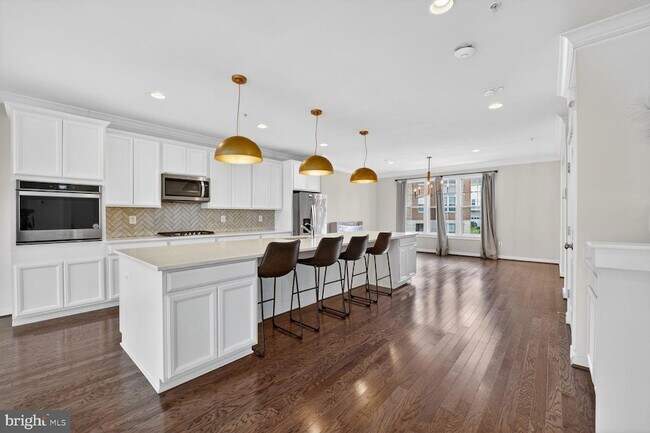 Foto del edificio - 5303 Greenwich Cir