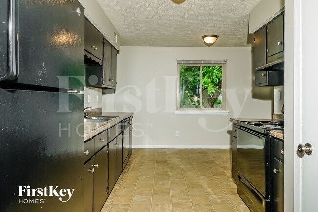 Foto del edificio - 6834 Turnberry Way