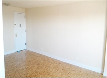 Building Photo - 920 Thieriot Ave
