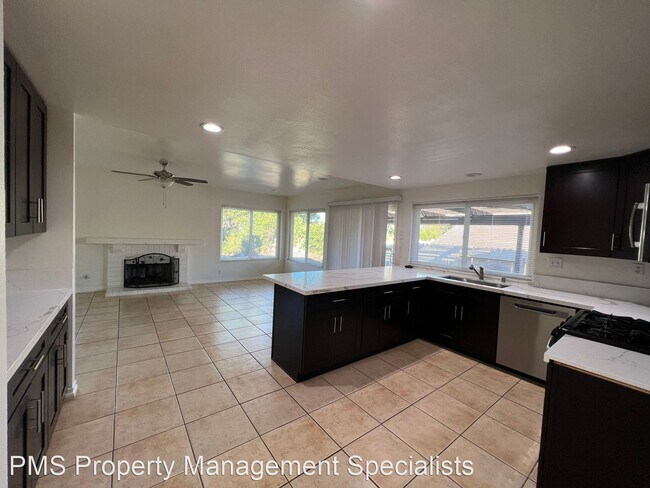 Building Photo - 3 br, 2 bath House - 3825 San Felipe Avenue
