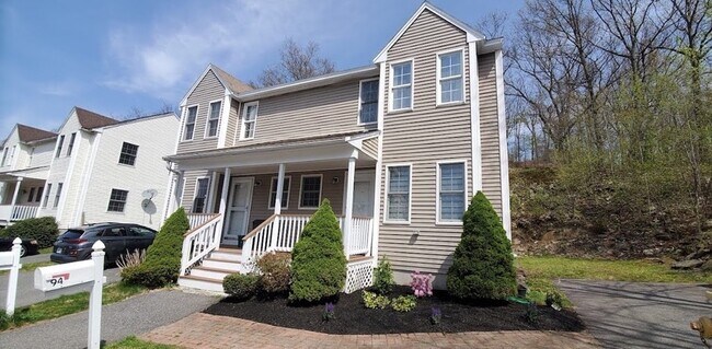 Building Photo - 9 Wigwam Hill Dr