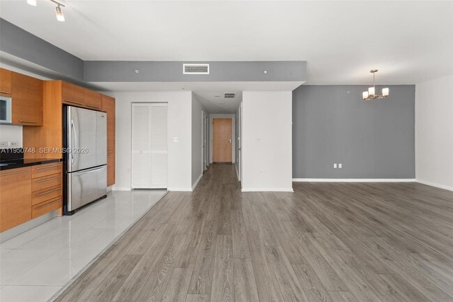 Foto del edificio - 244 Biscayne Blvd