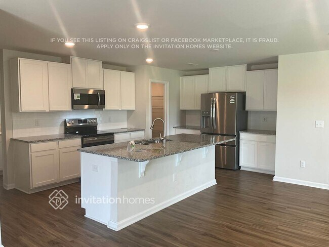 Foto del edificio - 1024 Woodhouse Dr