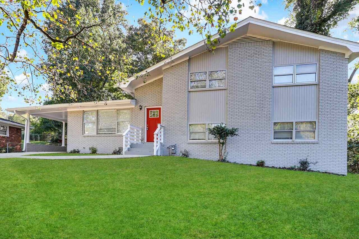 2572 Glenrock Dr, Decatur, GA 30032 House Rental in Decatur, GA