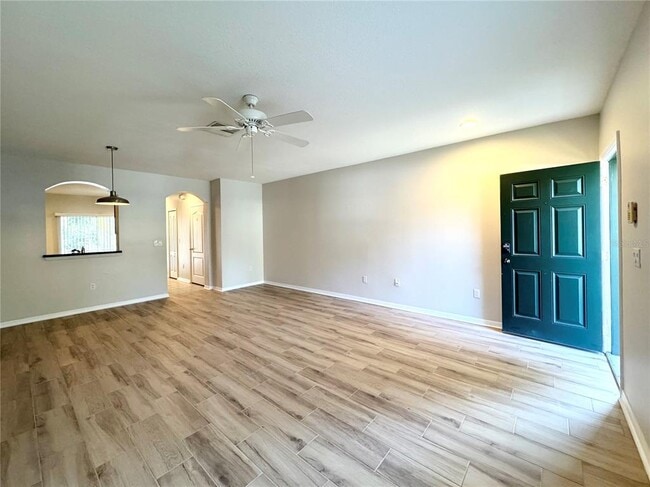 Building Photo - 15645 Stable Run Dr