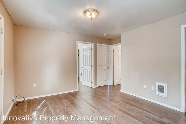 Building Photo - 4535-4611 SW 175th Ave