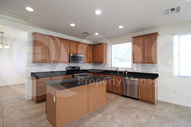 Foto del edificio - 4489 S Watauga Dr