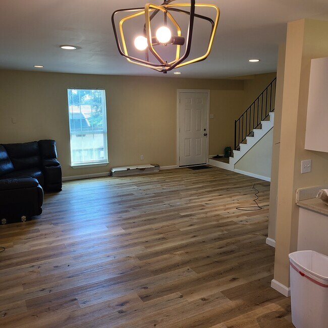 Living Room1 - 9625 Irby St